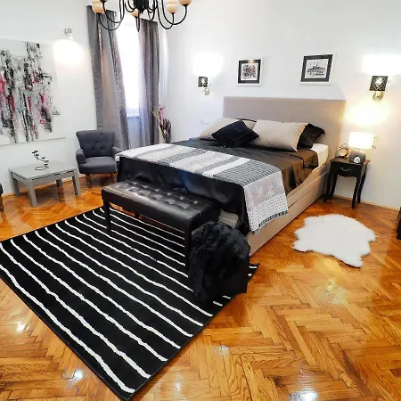 Deluxe Zoya Centar Apartament Pula