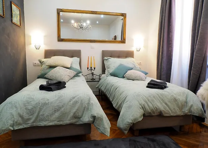 Deluxe Zoya Centar Apartment