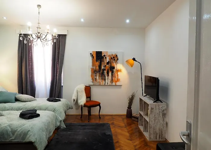 Deluxe Zoya Centar Daire Pula